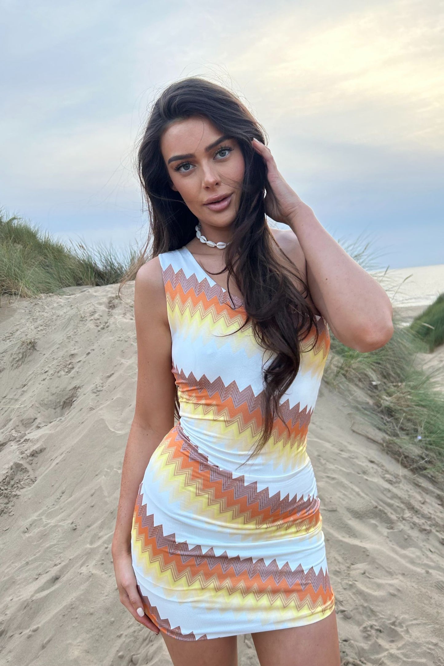 YAZMIN MINI ONE SHOULDER BODY CON DRESS - LEMON OMBRE PRINT