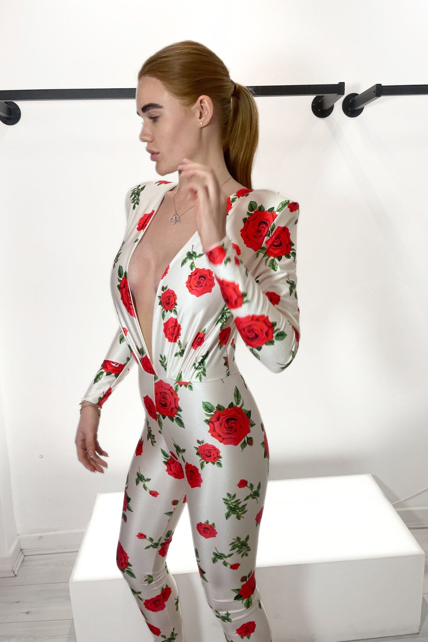AURA PADDED SHOULDER PLUNGE JUMPSUIT  - ROSE PRINT