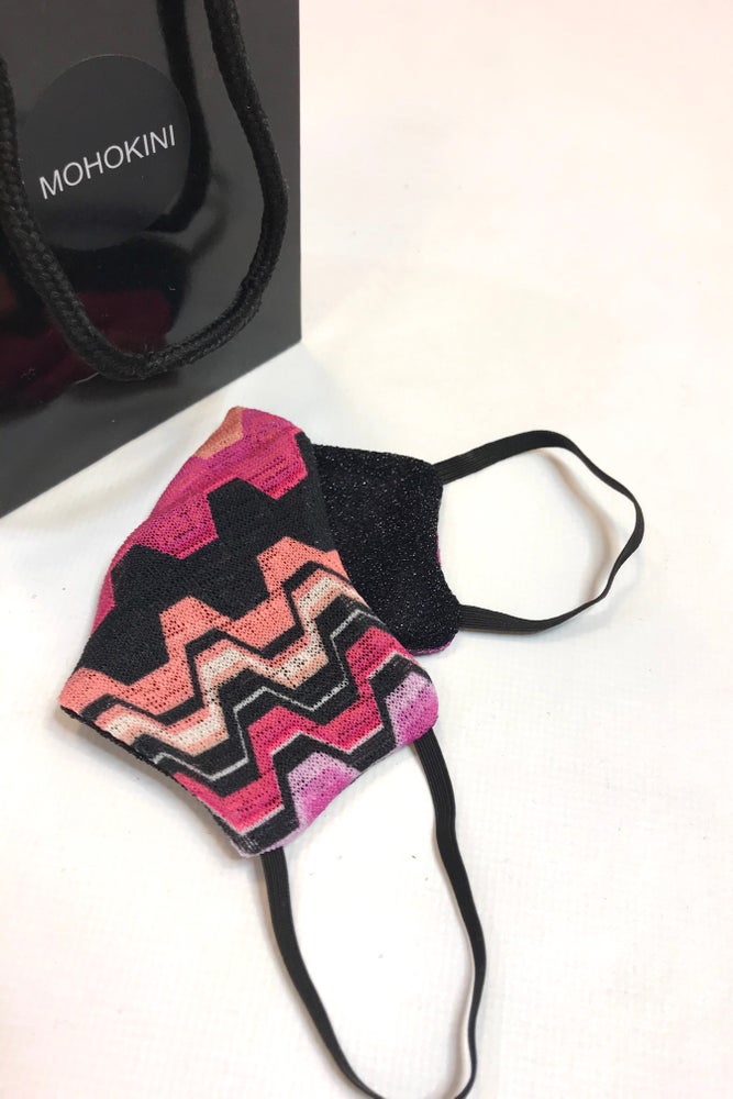 FACE MASK • HOT PINK