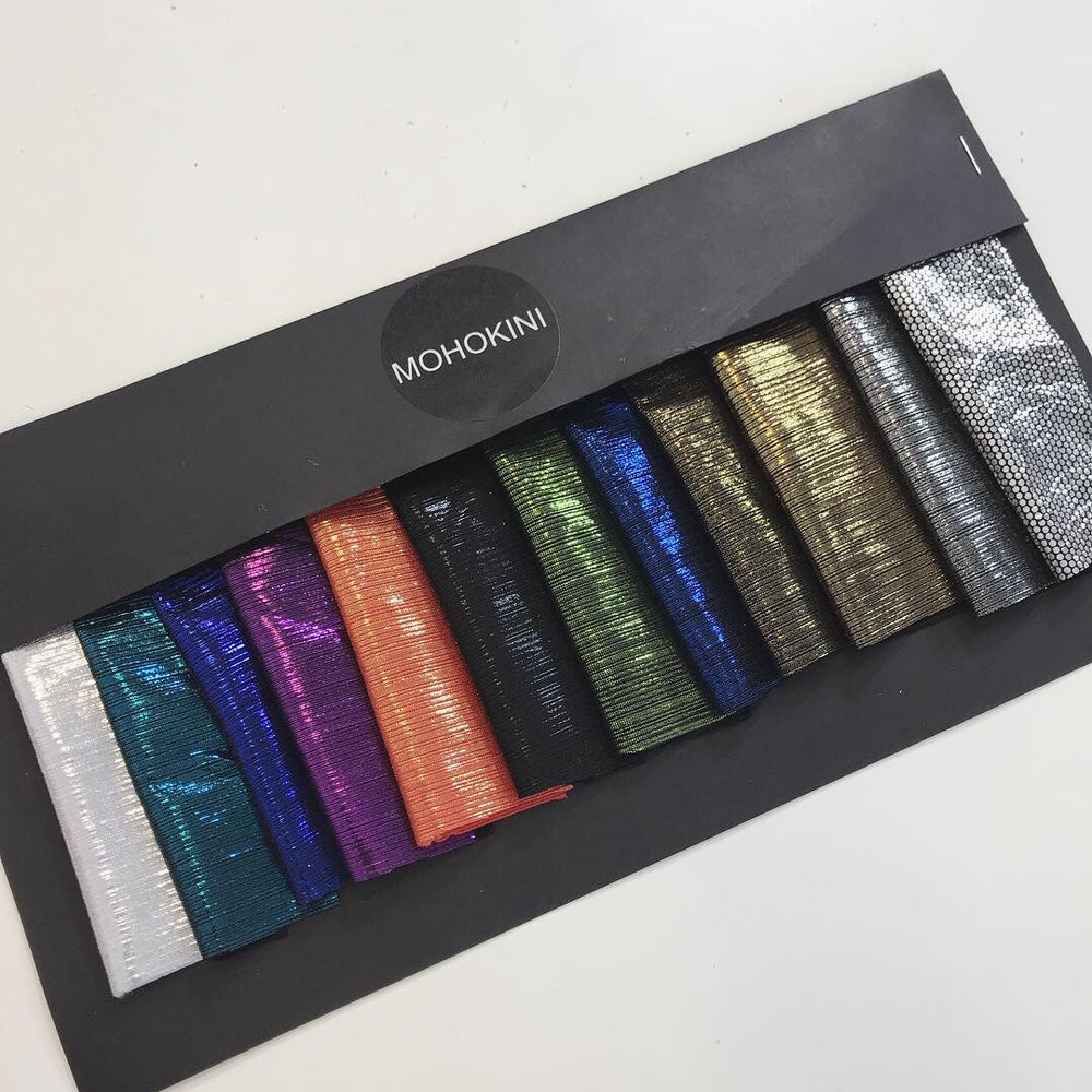 BAE ONE SHOULDER BRALET DETAIL DRESS - GREEN GLOSS