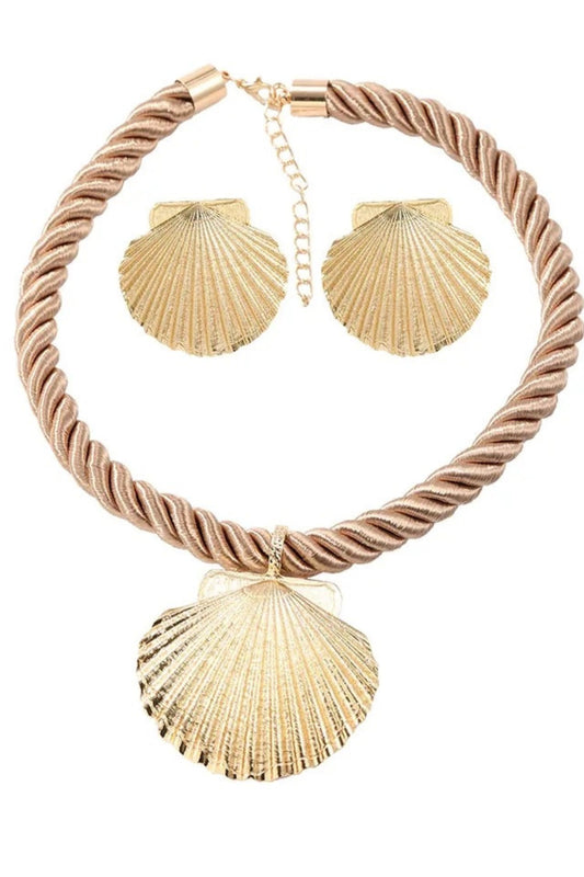 SHELL ROPE NECKLACE