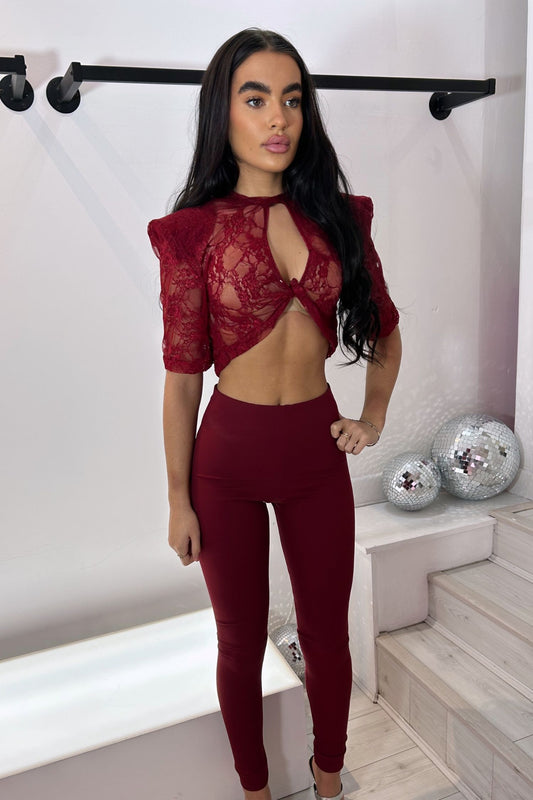 LAVINIA X STELLA PADDED SHOULDER TWIST DETAIL TOP AND HIGH WAIST LEGGINGS CO-ORD - BURGUNDY