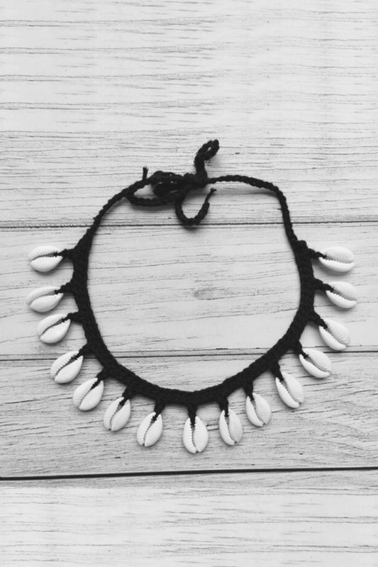 ALORA SHELL NECKLACE - PRE ORDER