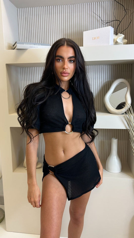 NOELIA CROCHET KNIT SKIRT & CROPPED TEE SET WITH O-RING DETAIL